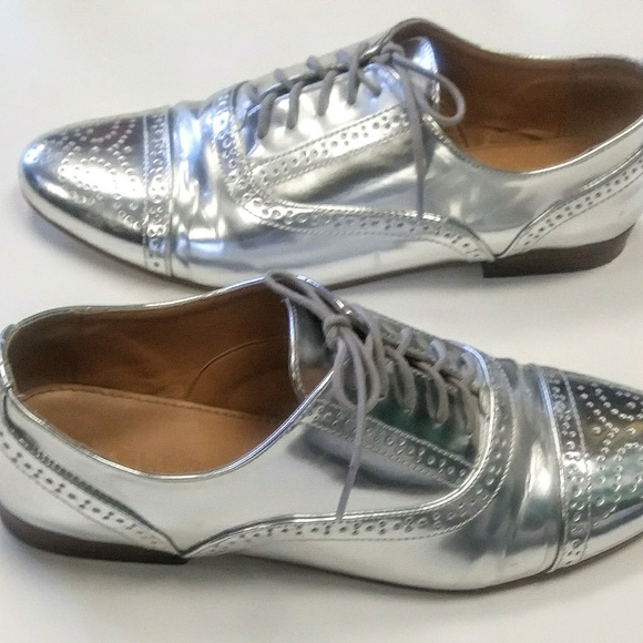 J. Crew Shoes - J. Crew Silver Mirror Oxford lace up flats 7.5
